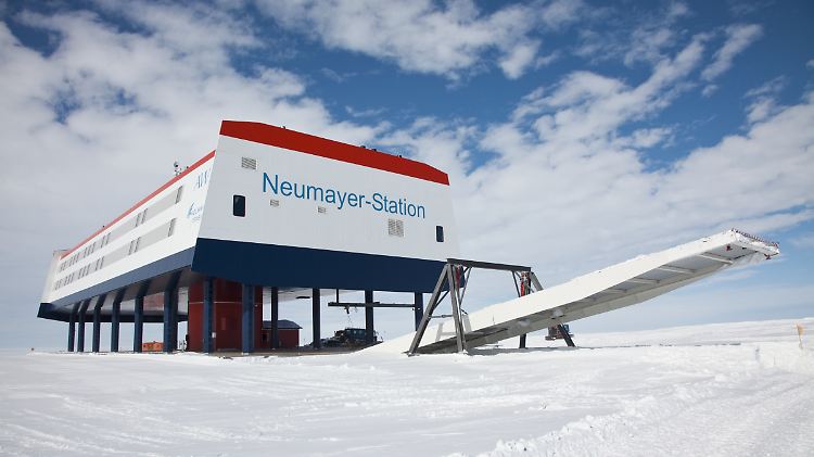 Die Neumayer-Station III wurde am 20. Februar 2009 offiziell eröffnet.