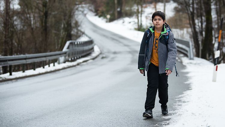 Besonders im Winter ist die kurvige Landstraße gefährlich