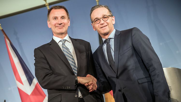 Der britische Außenminister Hunt (links) traf in Berlin auf seinen deutschen Amtskollegen Maas.