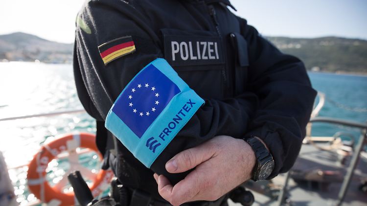 Frontex hat derzeit rund 700 eigene Mitarbeiter.