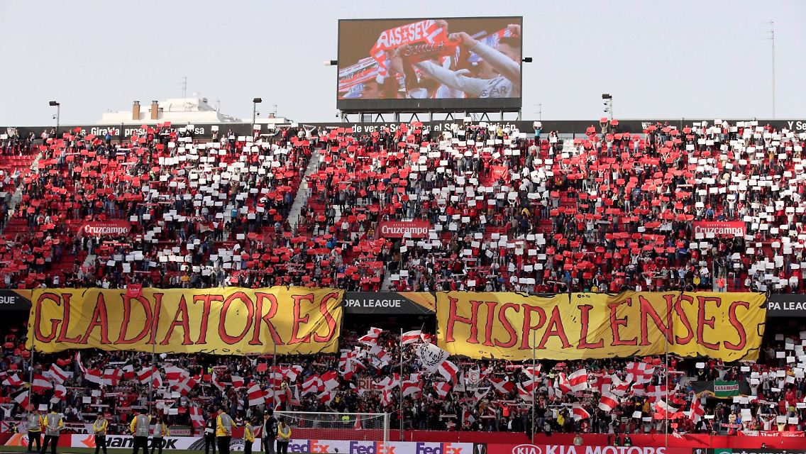 Die Fans des FC Sevilla haben während des Spiels auf den Rängen für gute Stimmung gesorgt.