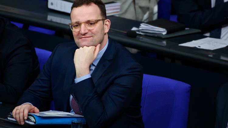 Der Gesundheitsminister will es nochmal wissen: Wie belastend ist eine Abtreibung für Frauen?