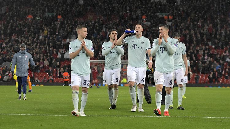 "In der Bundesliga spart sich der eine oder andere mal den Gang, um seinem Mitspieler zu helfen."