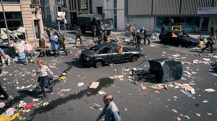 Es herrscht Chaos auf Berlins Straßen.
