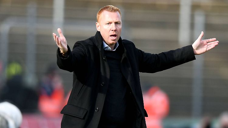 Ratlos - und tschüss: Maik Walpurgis ist nicht mehr Trainer von Dynamo Dresden.