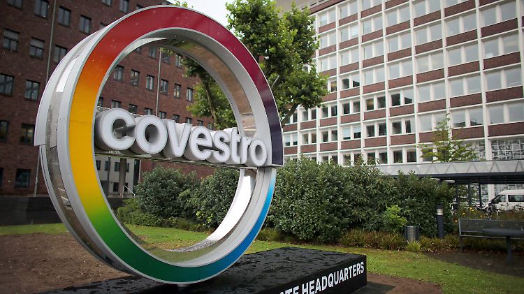 Für das Gesamtjahr peilt Covestro nun das obere Ende der Ebitda-Spanne an.