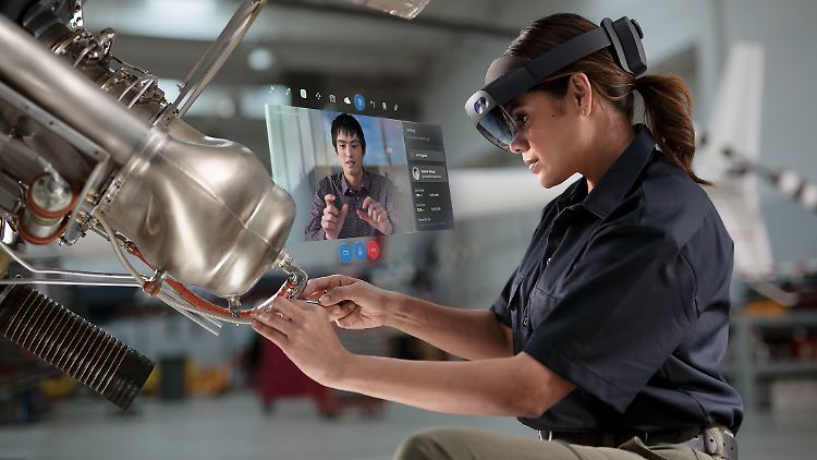 Im Trainingseinsatz kann die Hololens Nutzern Schritt-für-Schritt-Anleitungen anzeigen.