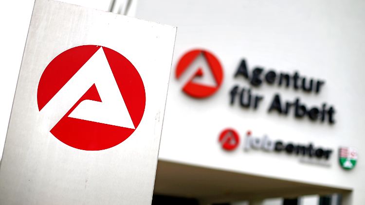 Die Jobcenter müssen nach einer Weisung die Zählung von Arbeitslosen überprüfen.