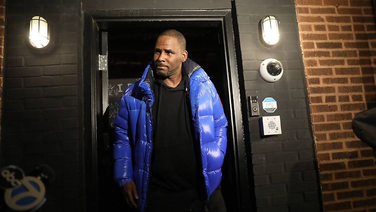Am Montag ist R. Kelly auf Kaution aus dem Gefängnis entlassen worden. 