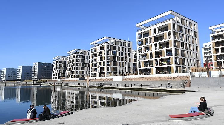 Der Preisanstieg bei Immobilien könnte nach Ansicht der Deutschen Bank über 2022 hinaus anhalten.