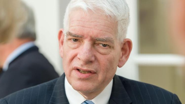 Josef Schuster, Präsident des Zentralrates der Juden in Deutschland. Foto: Peter Kneffel/Archiv