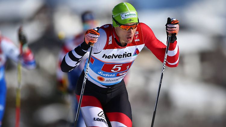 Das veröffentlichte Video soll den Langläufer des österreichischen Skiverbandes, Max Hauke, auf frischer Tat beim Blutdoping zeigen.