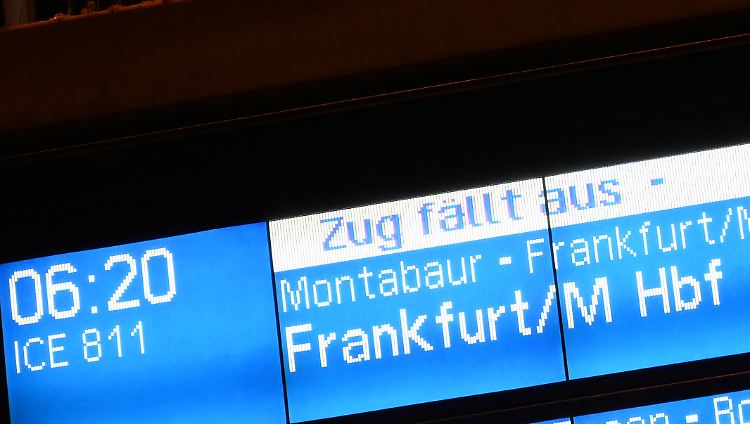 Für Fahrgäste ist es ärgerlich, wenn sie vergeblich warten.