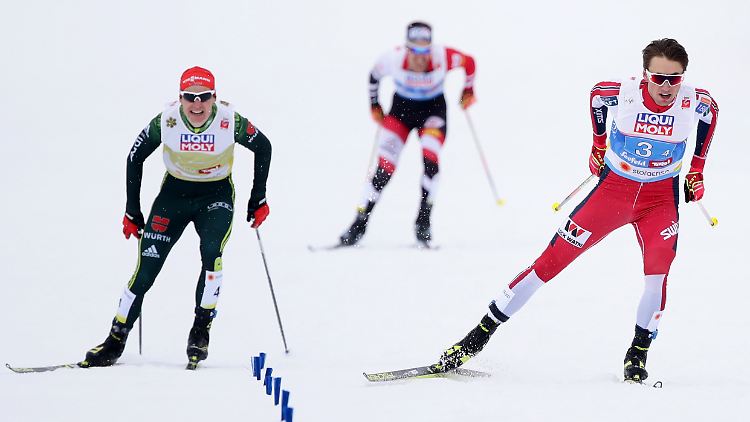 Vinzenz Geiger kämpft auf der Zielgeraden um Gold - muss sich aber knapp geschlagen geben.