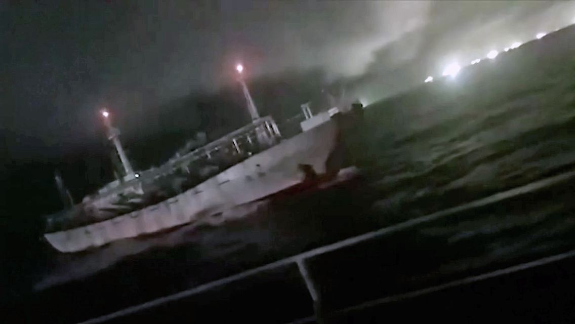 schiff.jpg