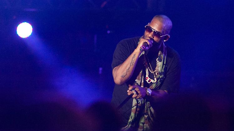 "Ich habe diese Dinge nicht getan", sagte R. Kelly über die Missbrauchsvorwürfe gegen ihn.