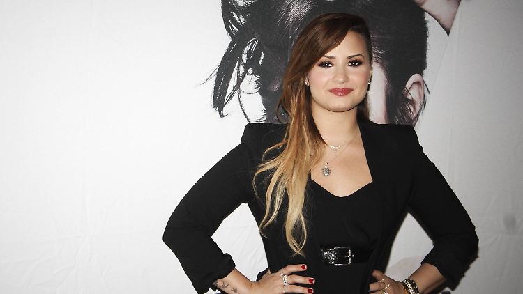 Hat einen fiesen linken Haken: Demi Lovato.