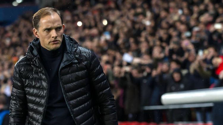 Ungläubig: Thomas Tuchel hat keine Erklärung dafür, wie seine Mannschaft das Rückspiel gegen Manchester United so vergeigen konnte.