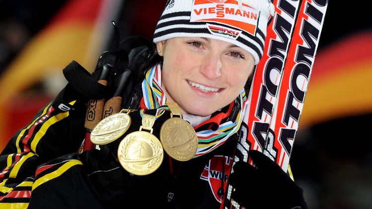 Dreimal WM-Gold 2008 in Östersund: Zum Auftakt gewann Andrea Henkel den Sprint über 7,5 Kilometer, tags darauf auch die Verfolgung. Hinzu kam später noch Gold mit der Staffel.
