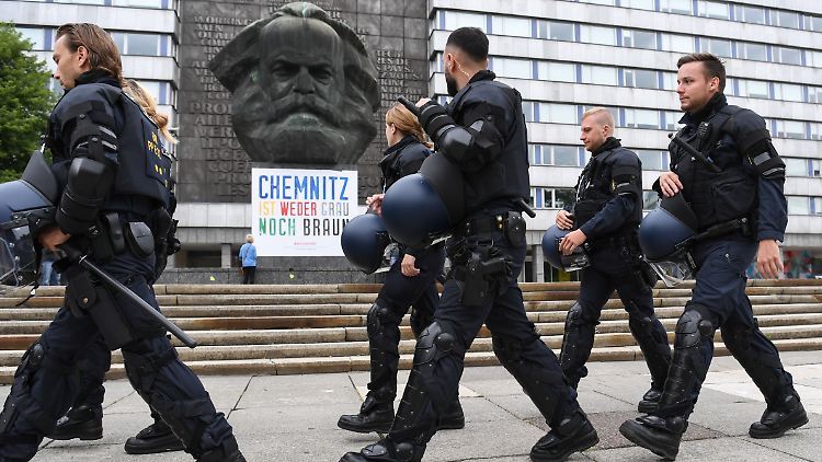 "Spielball der Politik": Weil die Gewalttat in Chemnitz so hohe Wellen schlug, musste sein Mandant wochenlang im Gefängnis, wie der Anwalt sagt.