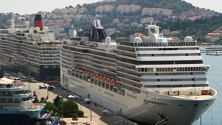 kreuzfahrt Kopie.jpg