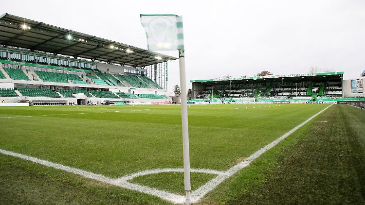 Hier spielt heute niemand Fußball: Der Sportpark - Heimstätte von Greuther Fürth.