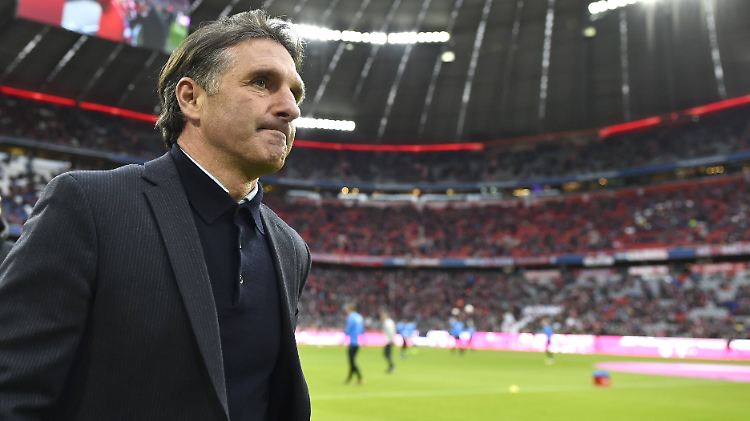 Bruno Labbadia verlässt den VfL Wolfsburg nach Saisonende.