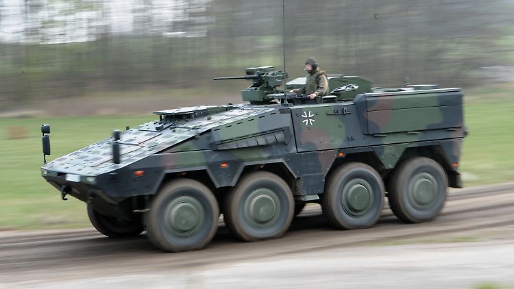 Rüstungstechnologie aus Deutschland:Der Militärbedarf erweist sich für Rheinmetall immer mehr zum lukrativen Standbein.