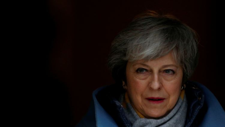 Falls Theresa May nicht bald eine konsensfähige Alternative bieten kann, wird ein ungeregelter Brexit immer wahrscheinlicher.
