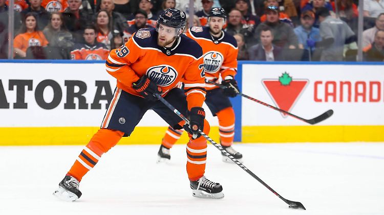 Leon Draisaitl verbessert derzeit eine deutsche Bestleistung nach der anderen in der NHL.