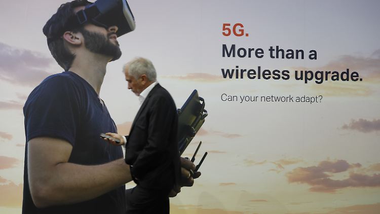 Die Zukunft im Blick: Am Dienstag versteigert die Netzagentur die 5G-Frequenzen. Die Mobilfunkbetreiber können den Termin vor Gericht nicht mehr aufhalten. 