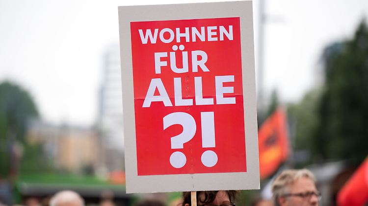 Der Unmut vieler Bürger ist angesichts steigender Mieten vielerorts groß.