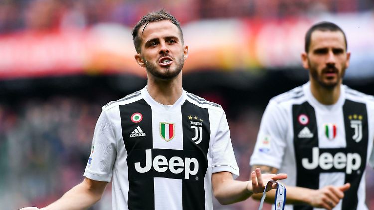 Lange Gesichter bei Juventus: Die Alte Dame kassiert am 28. Spieltag die erste Saisonniederlage in der Serie A.