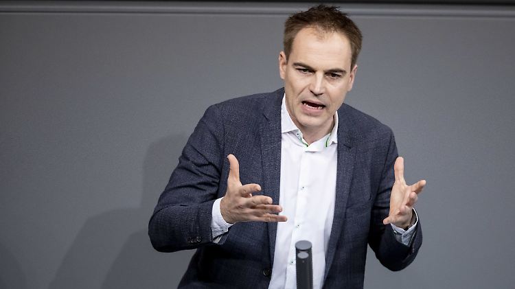 "Die Deutsche Bank sollte nicht größer werden, sondern kleiner": Gerhard Schick.