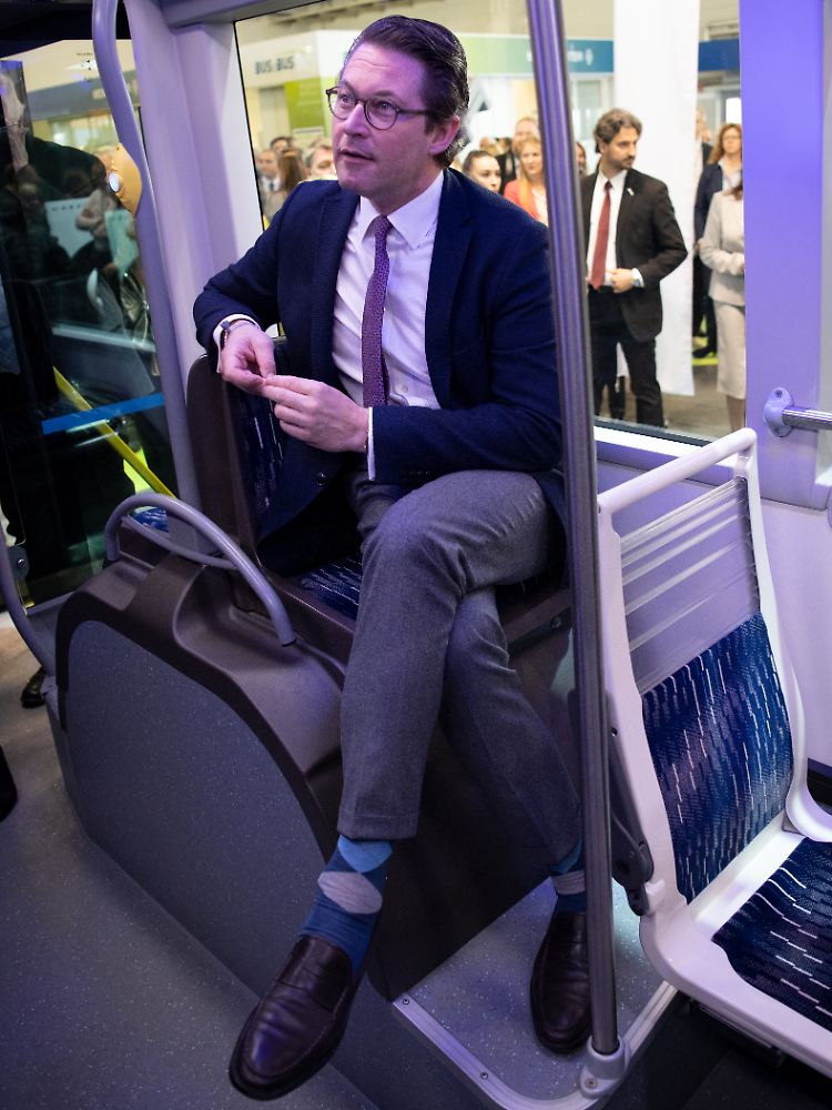 Fordert die Hersteller auf, Druck zu machen: Bundesverkehrsminister Scheuer.