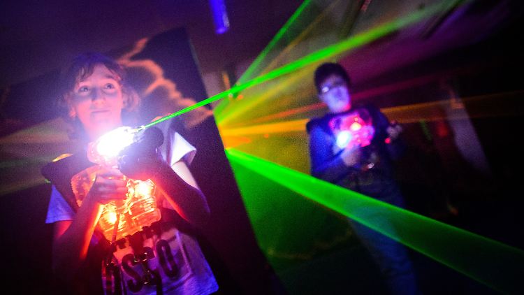 Lasertag ist besonders bei Kindern beliebt.