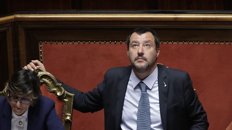 Lega-Chef Salvini sieht sich in seinem Anti-Migrationskurs bestätigt.  