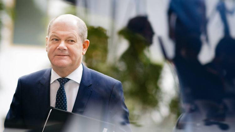 Finanzminister Scholz stellt seine Haushalts-Eckpunkte vor. Ein Haushaltsentwurf folgt aber erst im Juni.