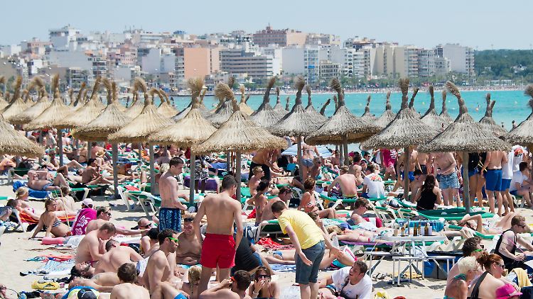 Mallorca geht mit vielen Regeln gegen den ausufernden Tourismus und seine Folgen vor.