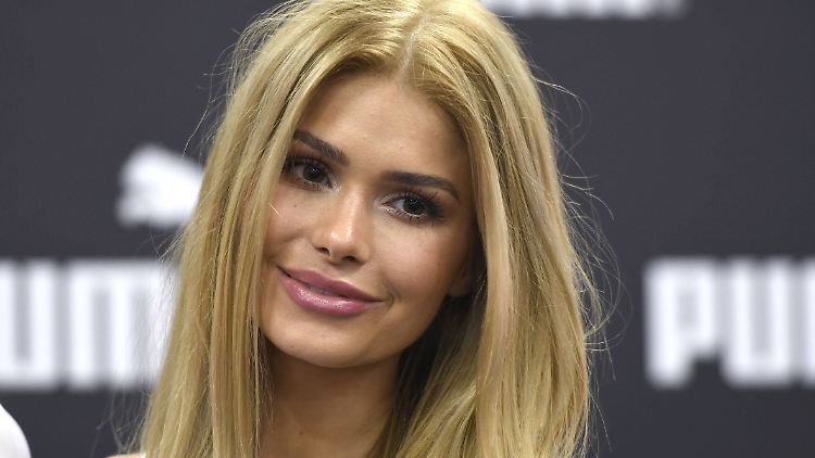 Pamela Reif ist 22 Jahre alt und verdient ihr Geld als Model und als Influencerin.
