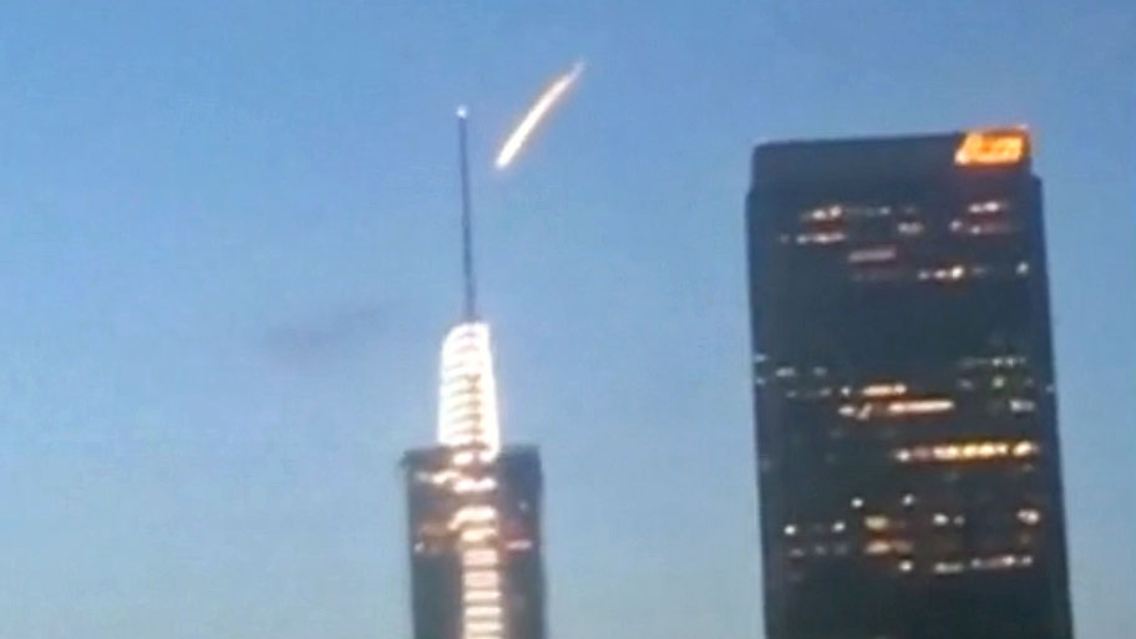WingsuitFeuerLA.jpg