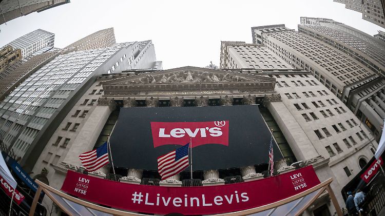 Levi Strauss kehrt an die Börse zurück.