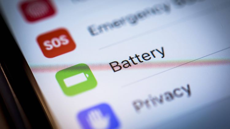 Wenn die Batterie des iPhone schnell schlapp macht, ist oft eine fehlerhafte App die Ursache.