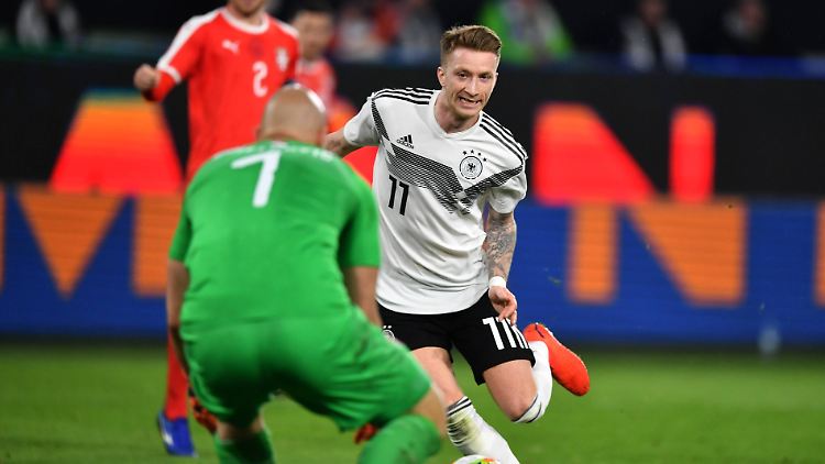 Mit seiner Hereinnahme erhielt das Spiel der deutschen Fußball-Nationalmannschaft gegen Serbien deutlich mehr Struktur. Für den Umbruch des Teams ist Marco Reus ein unverzichtbar Bestandteil.