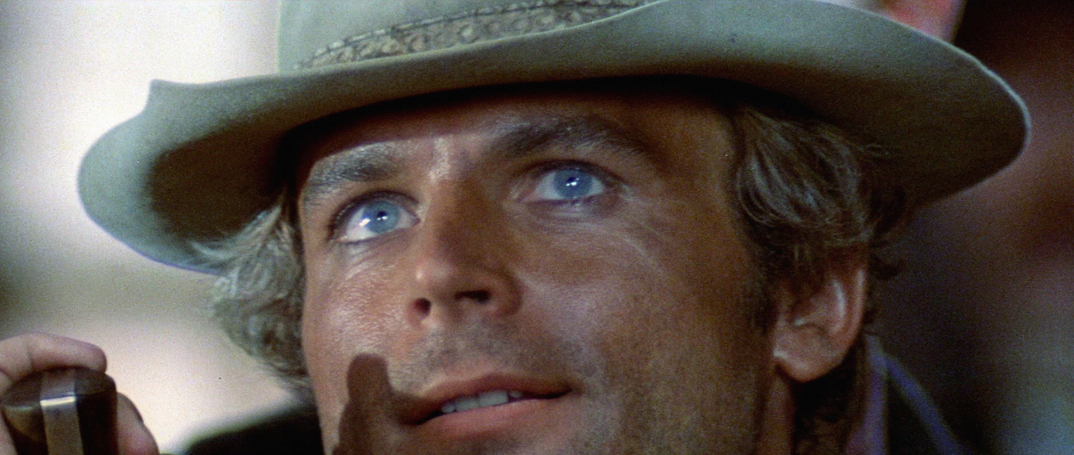 Wenn man seine guten Deutschkenntnisse lobt, dann strahlen die stahlblauen Augen von Terence Hill ...
