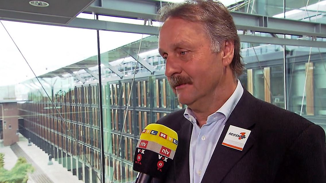 neururer.jpg
