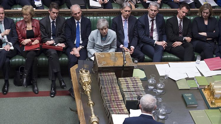 Ein hartes Ringen: May hat im Unterhaus bislang keine Mehrheit für ihren Deal.