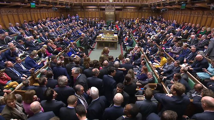 Die Abgeordneten können nun endlich darlegen, für welche Form des Brexits sie sind.
