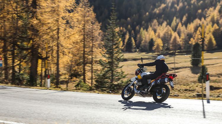 Insgesamt ist die V85 TT aber eher ein cooler Wanderer, denn ein Raubein fürs Grobe.