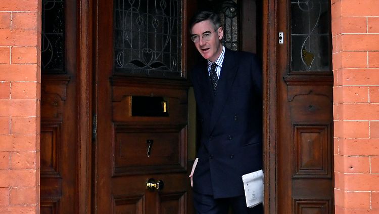 Rees-Mogg hat seine Meinung geändert. Es gibt doch Schlimmeres als Mays Deal.